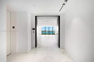 1000 Biscayne Blvd, Miami, FL 33132 - Photo 7