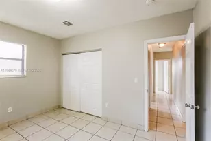 275 NW 194th Terrace, Miami Gardens, FL 33169 - Photo 11