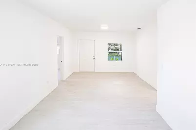 2620 SW 9th St, Miami, FL 33135 - Photo 7