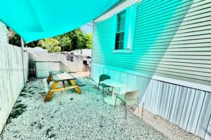 101620 Overseas Hwy, Key Largo, FL 33037 - Photo 21