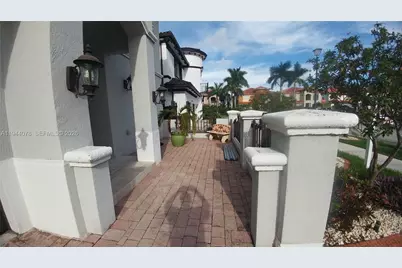 15387 SW 21st Ln #1, Miami, FL 33185 - Photo 3