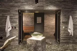 18555 Collins Ave, Sunny Isles Beach, FL 33160 - Photo 69