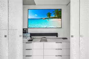 1009 Berkshire A, Deerfield Beach, FL 33442 - Photo 17