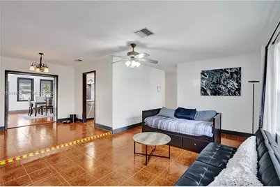 5380 SW 8th Ct, Plantation, FL 33317 - Photo 17