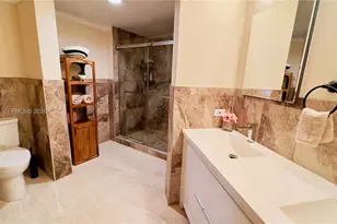 17125 N Bay Rd, Sunny Isles Beach, FL 33160 - Photo 29