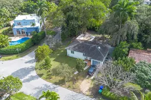 2500 Overbrook St, Miami, FL 33133 - Photo 5