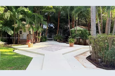 2301 S Miami Ave, Miami, FL 33129 - Photo 35