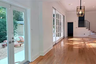 2301 S Miami Ave, Miami, FL 33129 - Photo 9