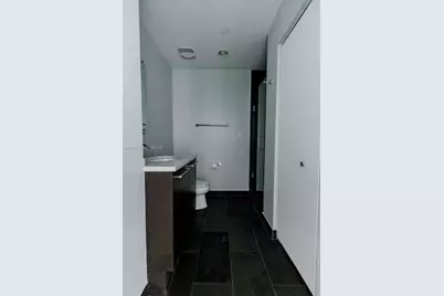 900 Biscayne Blvd #2705, Miami, FL 33132 - Photo 15