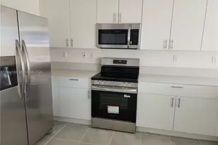 2750 SE 24th Terrace, Homestead, FL 33035 - Photo 7