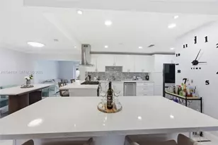 9771 NW 24th Pl, Sunrise, FL 33322 - Photo 11