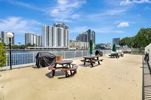 1000 Parkview Dr, Hallandale Beach, FL 33009 - Photo 77