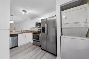 14260 SW 121st Pl, Miami, FL 33186 - Photo 9