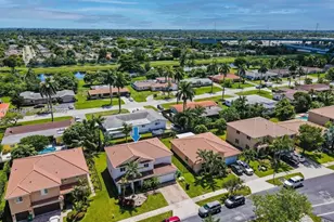 1378 NW 204th St, Miami Gardens, FL 33169 - Photo 5