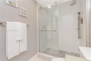 19370 Collins Ave, Sunny Isles Beach, FL 33160 - Photo 25