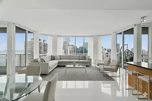 253 NE 2nd St, Miami, FL 33132 - Photo 3