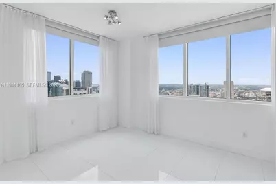 253 NE 2nd St #4608, Miami, FL 33132 - Photo 21