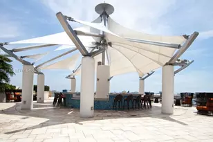 253 NE 2nd St, Miami, FL 33132 - Photo 37