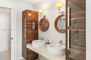 2020 N Bayshore Dr, Miami, FL 33137 - Photo 23