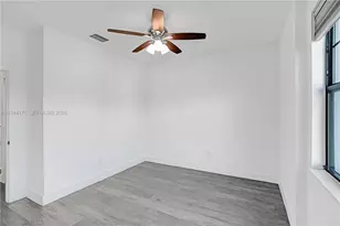 4518 E Aqua Bella Ln, Dania Beach, FL 33312 - Photo 17