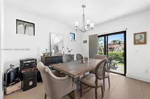 4518 E Aqua Bella Ln, Dania Beach, FL 33312 - Photo 5