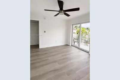 363 Washington Ave #35, Miami Beach, FL 33139 - Photo 11