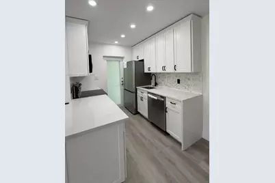 363 Washington Ave #35, Miami Beach, FL 33139 - Photo 1