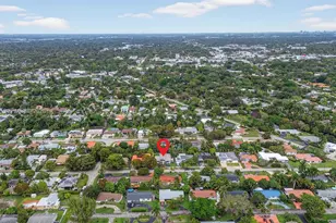 425 NE 114th St, Miami, FL 33161 - Photo 41