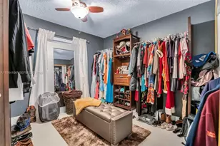 8330 NW 3rd St, Pembroke Pines, FL 33024 - Photo 13