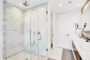 1100 Biscayne Blvd, Miami, FL 33132 - Photo 7