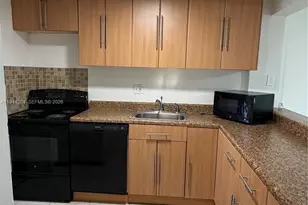 8060 N Colony Cir N, Tamarac, FL 33321 - Photo 1