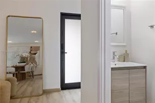 916 NW 10th St, Florida City, FL 33034 - Photo 11