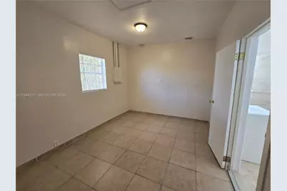 125 NW 4th Ave #125, Dania Beach, FL 33004 - Photo 5