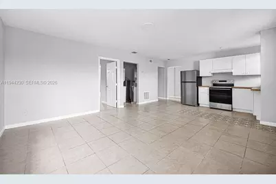 14180 NW 22nd Ave #4, Opa-Locka, FL 33054 - Photo 11