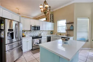 2845 Fairways Dr, Homestead, FL 33035 - Photo 7