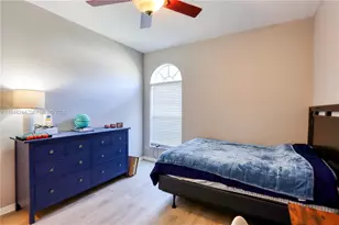 2845 Fairways Dr, Homestead, FL 33035 - Photo 13