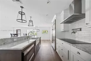 2530 NE 48th St, Lighthouse Point, FL 33064 - Photo 7