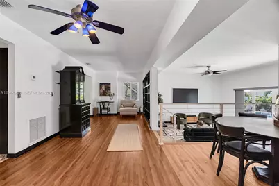 660 NE 121st St, Biscayne Park, FL 33161 - Photo 17