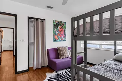 660 NE 121st St, Biscayne Park, FL 33161 - Photo 23