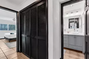 660 NE 121st St, Biscayne Park, FL 33161 - Photo 27