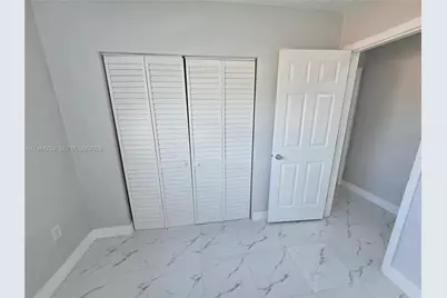 1320 NE 211th Ter, Miami, FL 33179 - Photo 25