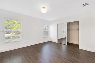 6830 N Waterway Dr, Miami, FL 33155 - Photo 21