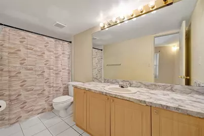 505 S Pine Island Rd #405B, Plantation, FL 33324 - Photo 19