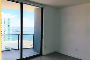 488 NE 18th St, Miami, FL 33132 - Photo 21