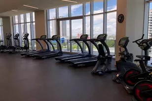 488 NE 18th St, Miami, FL 33132 - Photo 17