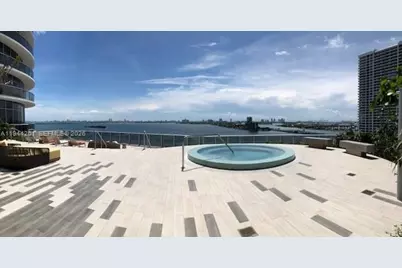 488 NE 18th St #3703, Miami, FL 33132 - Photo 9