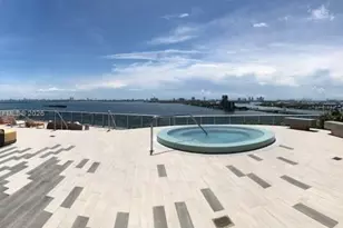 488 NE 18th St, Miami, FL 33132 - Photo 9