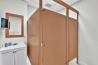 2021 Coolidge St #102, Hollywood, FL 33020 - Photo 19