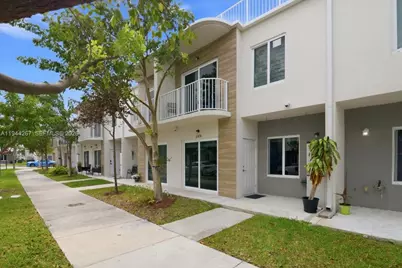 25874 SW 144th Ct, Homestead, FL 33032 - Photo 1