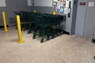 3800 Hillcrest Dr, Hollywood, FL 33021 - Photo 11